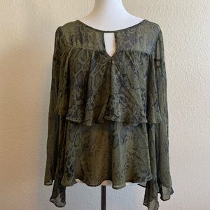 NWOT Jennifer Lopez Green Snakeskin Ruffle Top